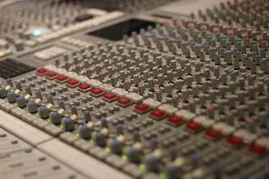 B컨트럴룸 콘솔